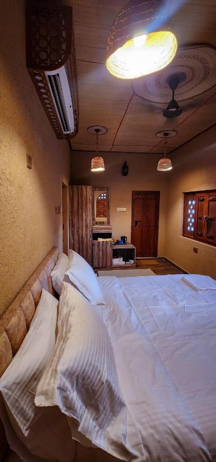 Aldar Inn นิซวา ภายนอก รูปภาพ